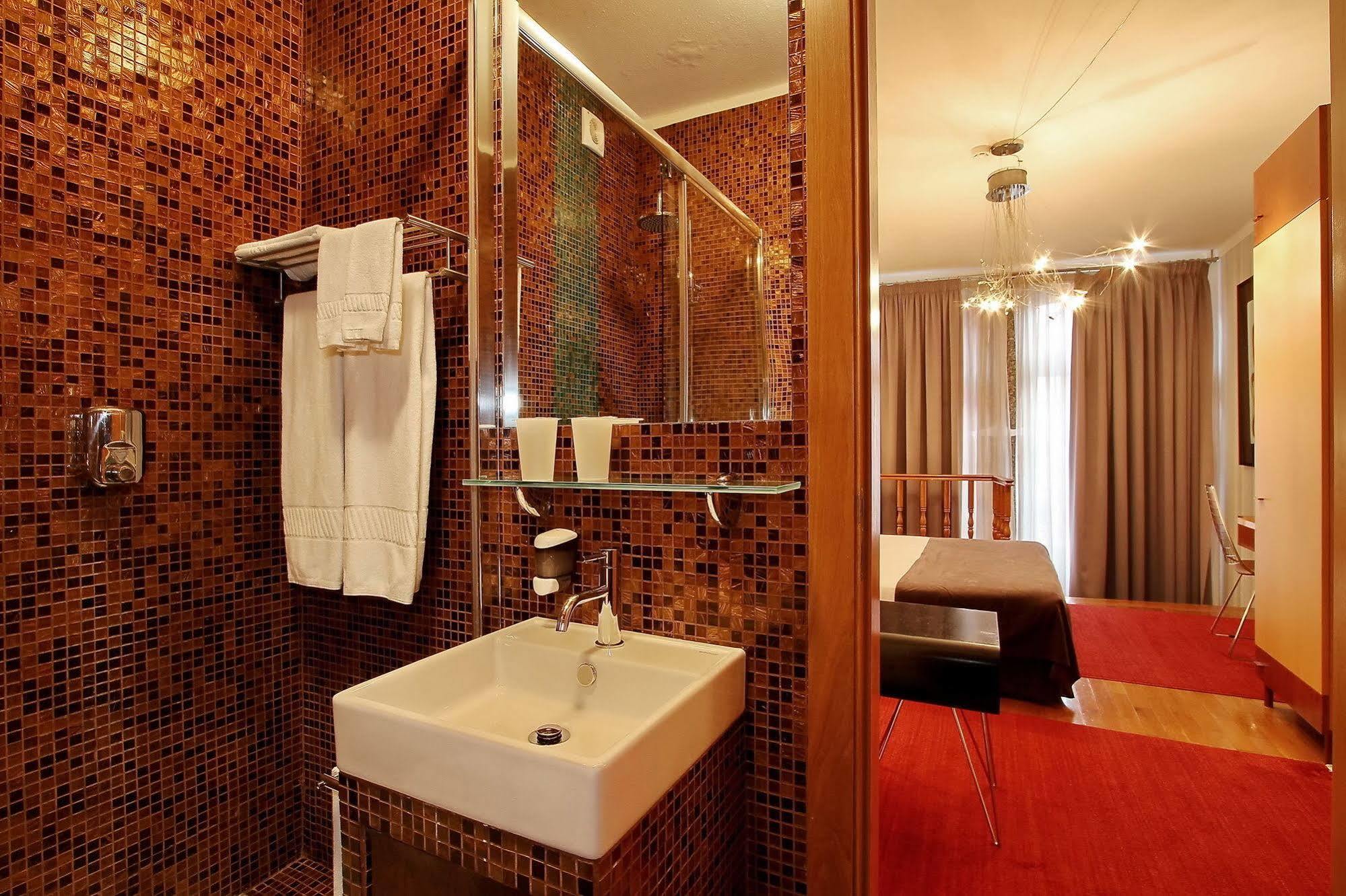 Hotel Mestre De Avis Guimarães Esterno foto